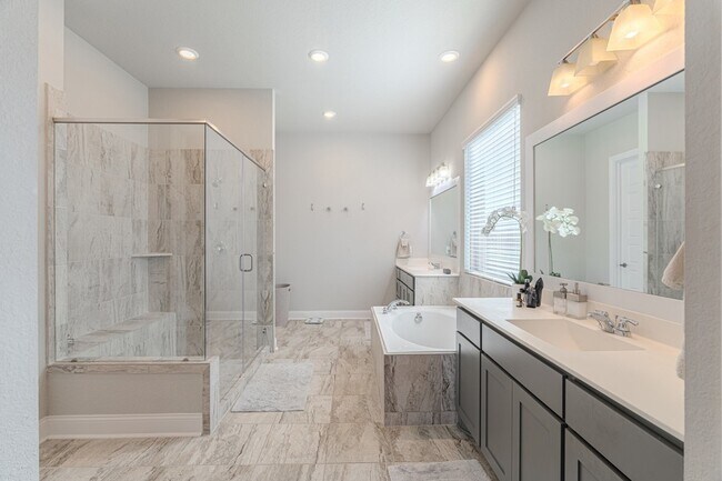 Building Photo - 25403 Angelwood Springs Ln