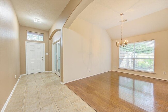 Building Photo - Shady Springs Court, Pearland, TX 77584 - ...