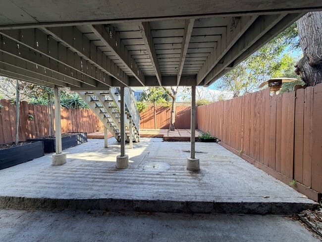 Building Photo - 1224-1226 Campbell St