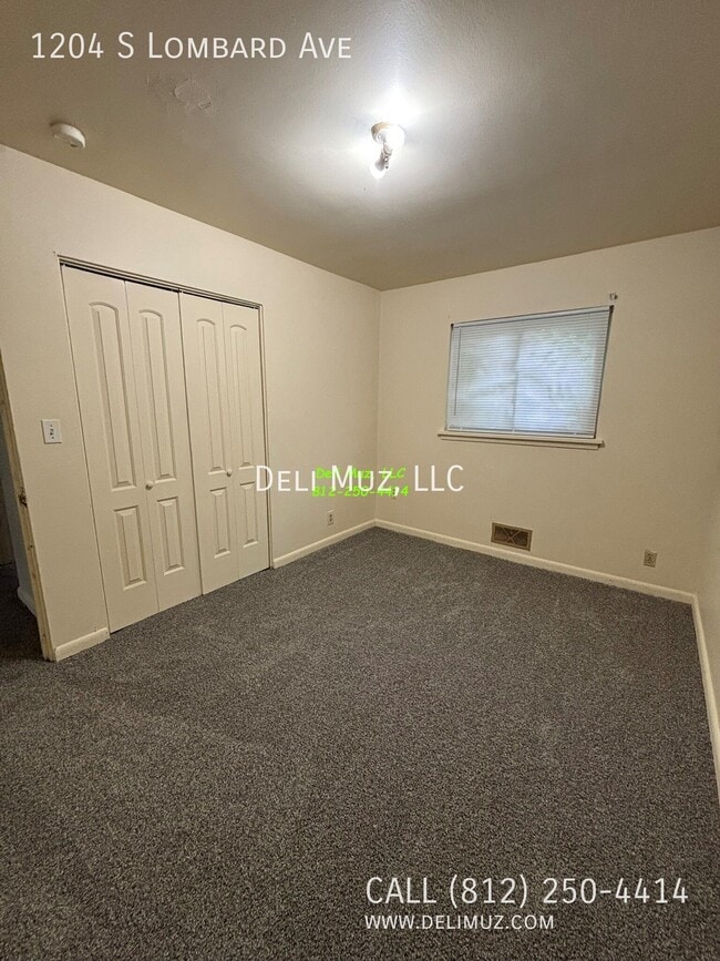 Building Photo - 1204 S Lombard Ave