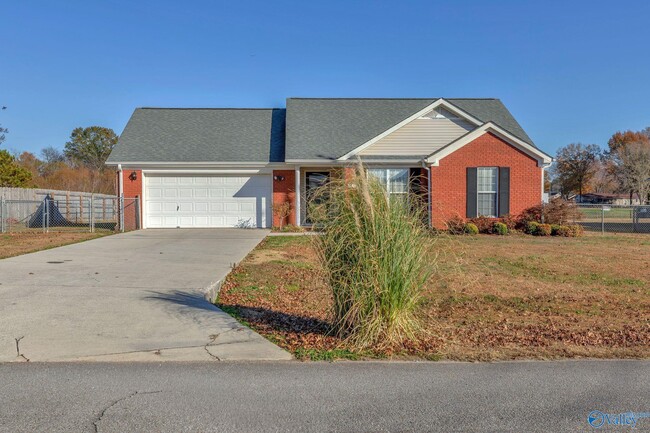 Building Photo - 113 Delta Pine Dr