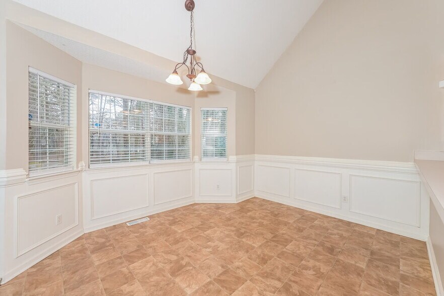 Building Photo - 1511 Mariray Ct