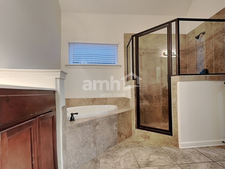 Building Photo - 6795 Jessie Hoyt Dr