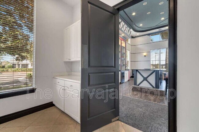 Building Photo - 4019 Alcott Cir
