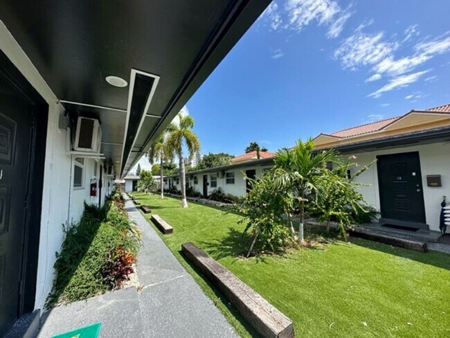 Interior Photo - 2221 Monroe St Apts I LLC