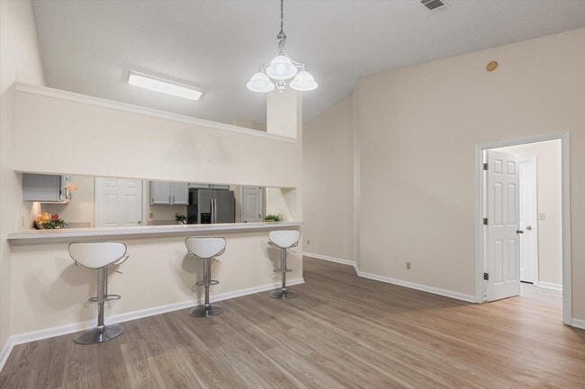 Building Photo - 3588 Wexford Ct