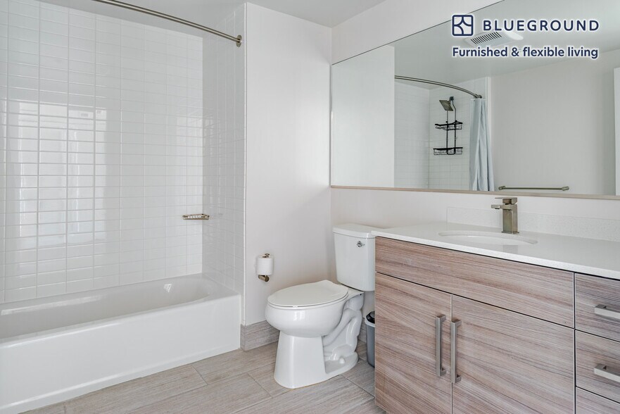 Building Photo - 150 Van Ness Ave