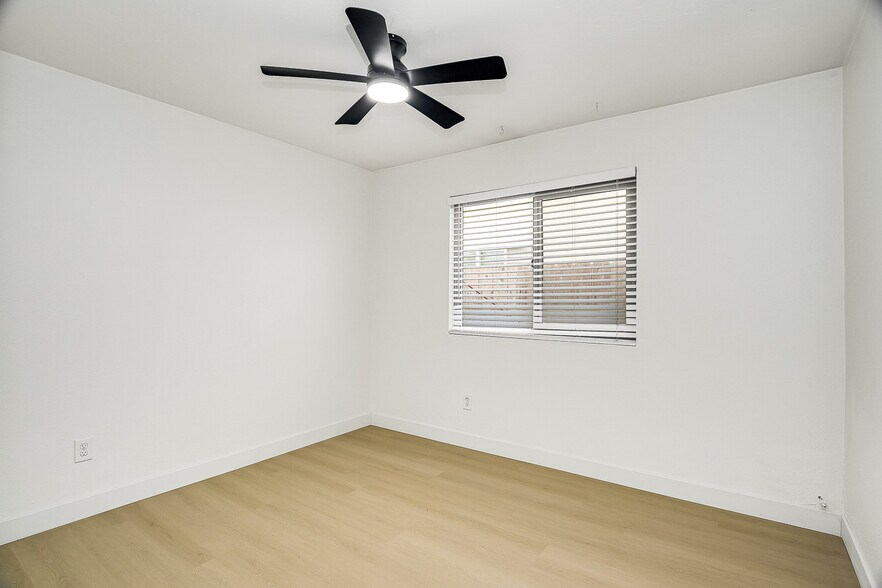 Building Photo - 4485 Alabama St