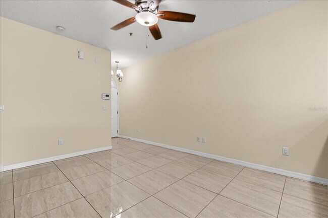 Building Photo - 2018 Royal Vista Ct