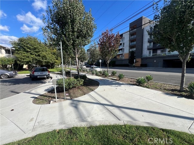 Building Photo - 3501 W Alameda Ave