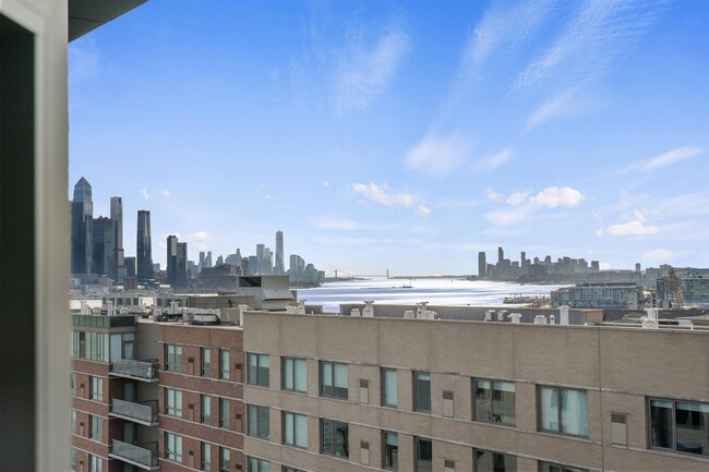 Building Photo - 9 Ave at Port Imperial