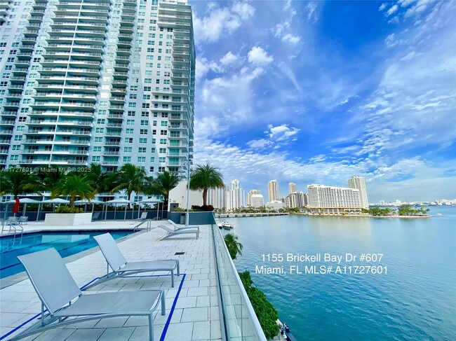 Building Photo - 1155 Brickell Bay Dr