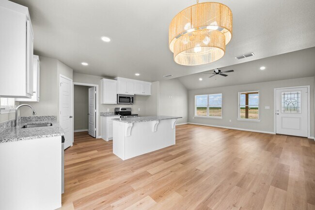 Building Photo - Country Living In Idalou ISD!