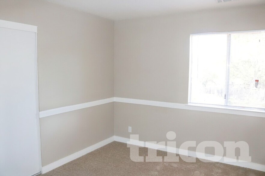 Building Photo - 3026 Marbury Ct