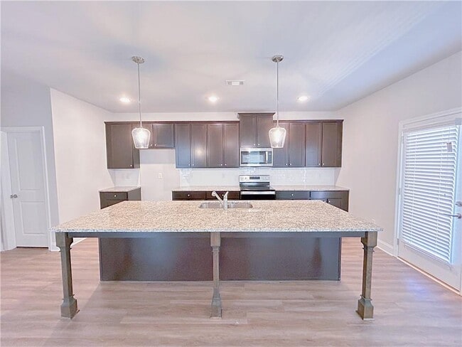 Building Photo - 2614 Mls Cmn Dr