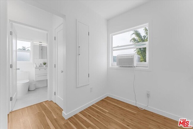 Building Photo - 2948 Exposition Blvd