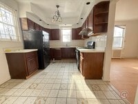 Building Photo - 3070 Coddington Ave