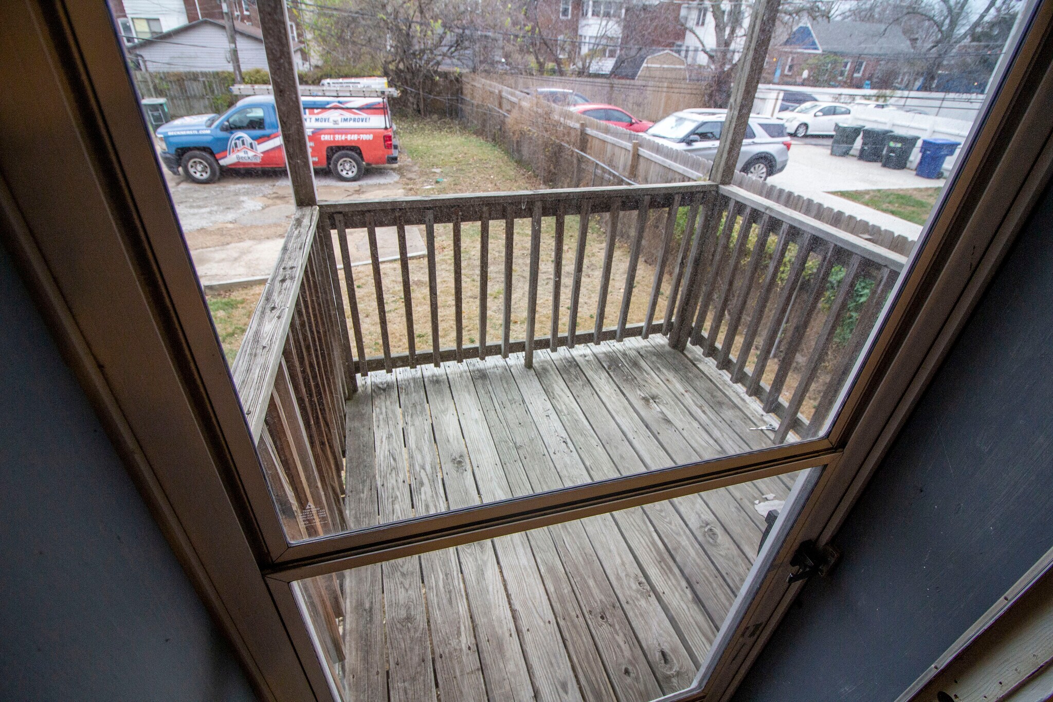 Building Photo - 5056 Chippewa St