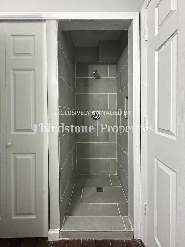 Building Photo - 8642 2nd Ave