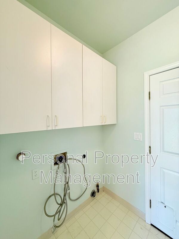 Building Photo - 4809 NW 129th St