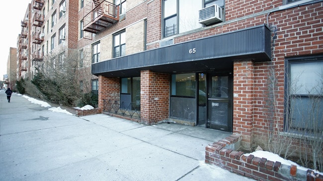Building Photo - 65 Bay 19Th St