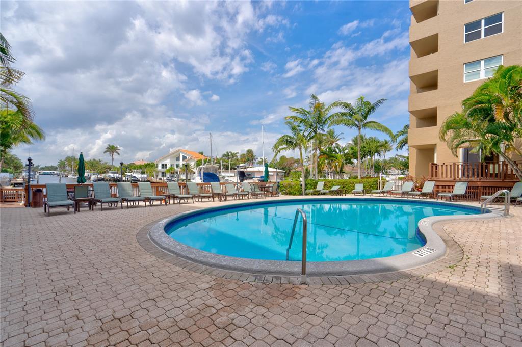 Building Photo - 1421 S Ocean Blvd