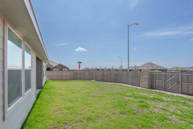 Building Photo - 7616 Silver Crk Ct