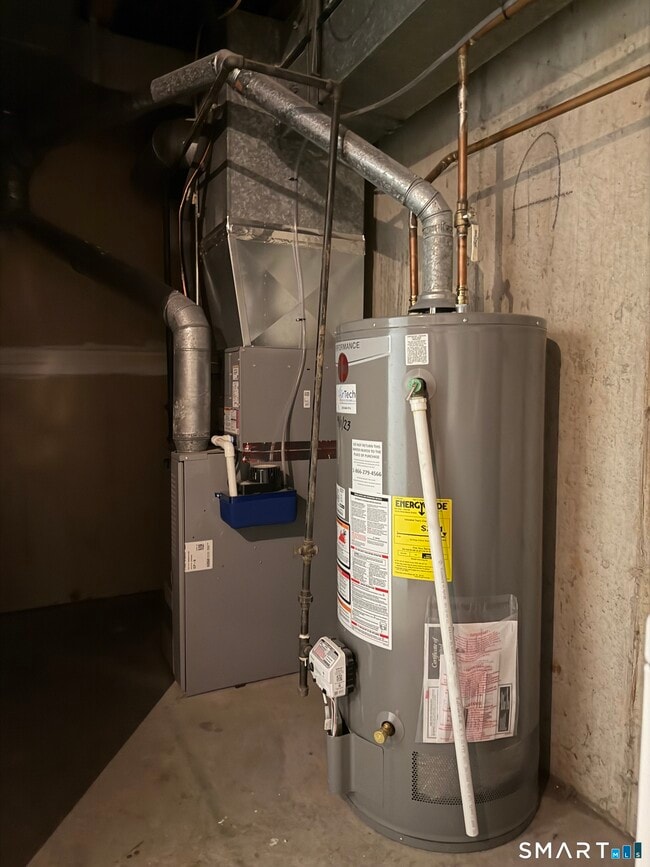 Building Photo - 163 Monticello Dr