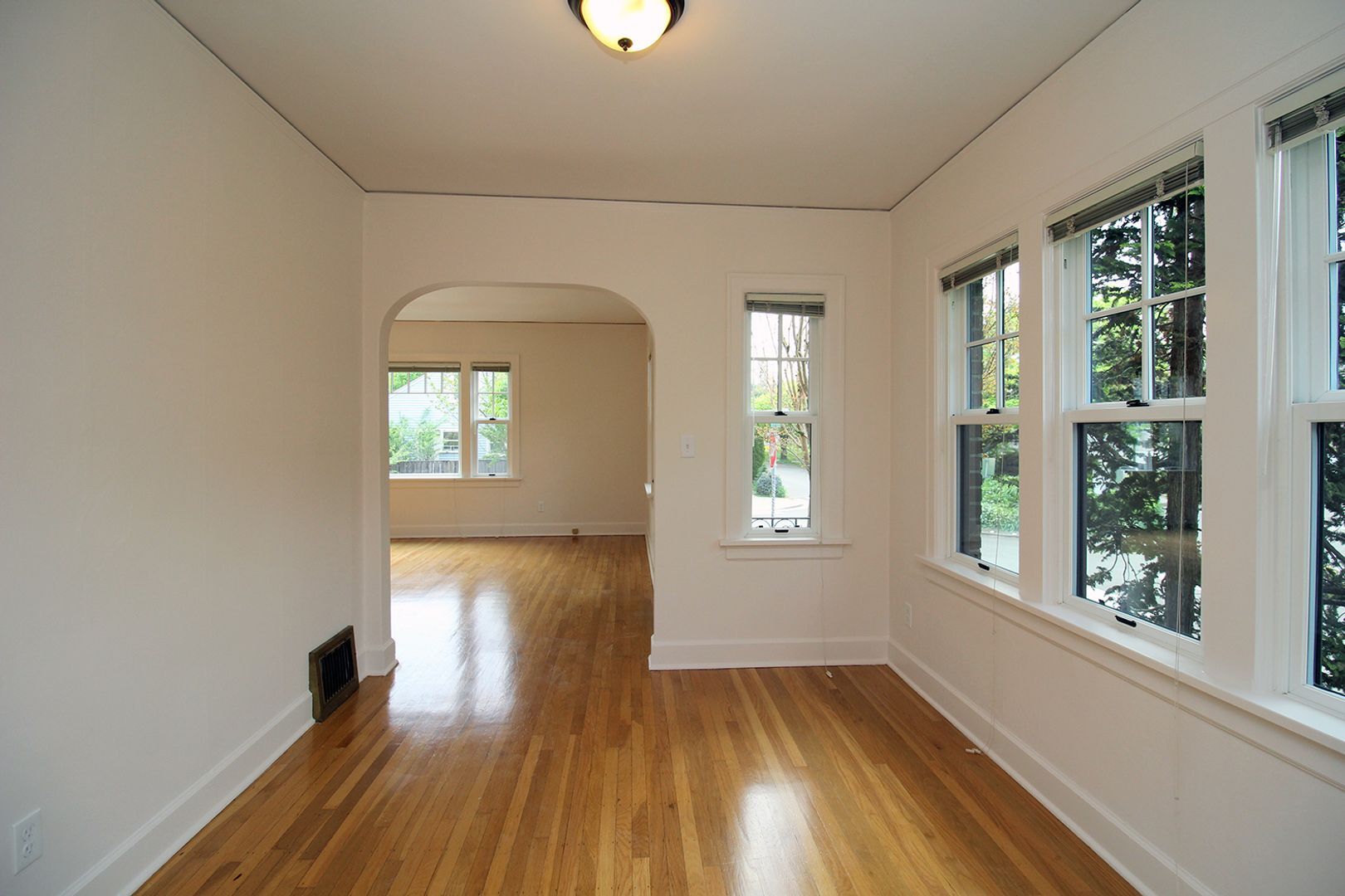 Building Photo - 2703 NW Raleigh St