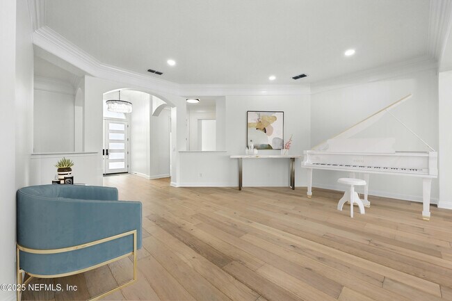 Building Photo - 13600 Emerald Cove Ct