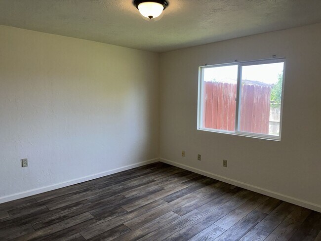 Building Photo - 1640 Stromberg Ave