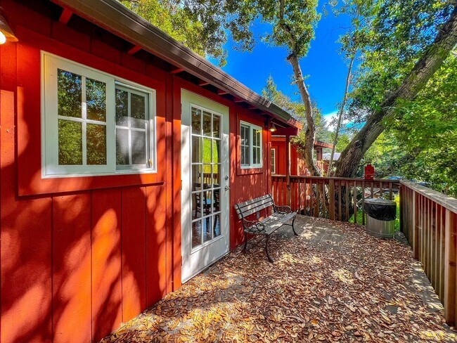 Building Photo - 3138 Browns Valley Rd