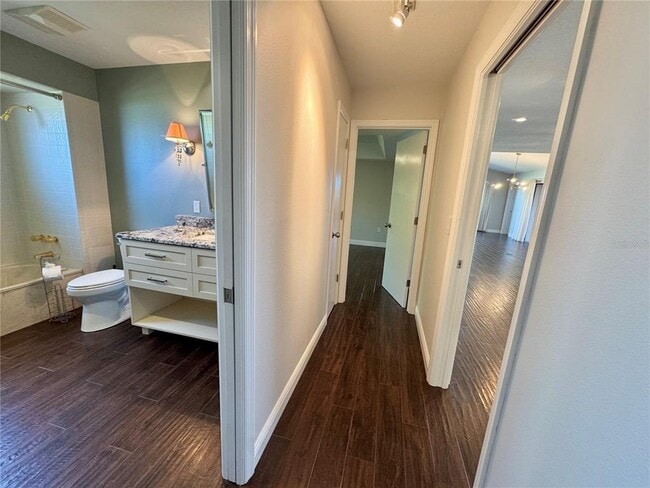 Building Photo - 3705 Torrey Pines Blvd