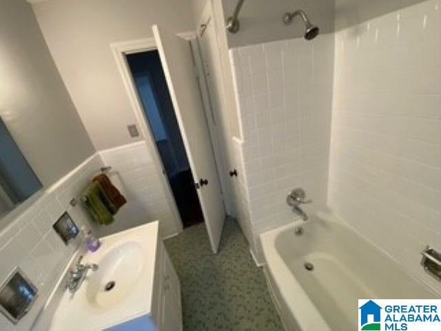 Building Photo - 1718 Vestaview Ln