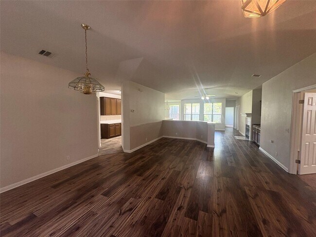 Building Photo - Newly Renovated Home in Cedar Park!
