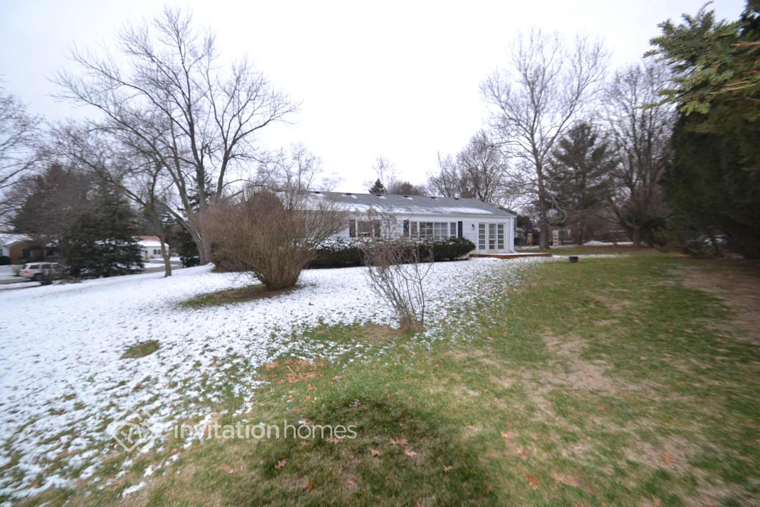 Building Photo - 828 Winmoor Dr