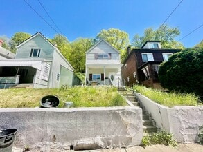 Building Photo - 520 Glenn St