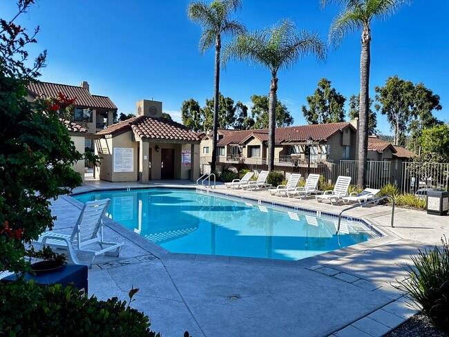 Building Photo - FULLY REMODELED: Spacious 3 bedroom condo in San Marcos With AC