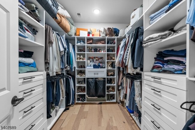 Building Photo - 105 Robeson St