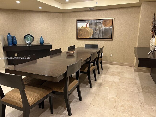 Building Photo - 3590 Coral Wy