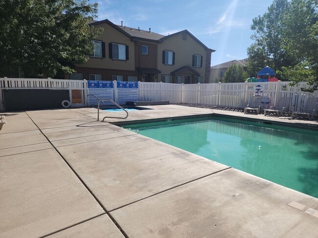 Primary Photo - Cedar Crossings Townhome