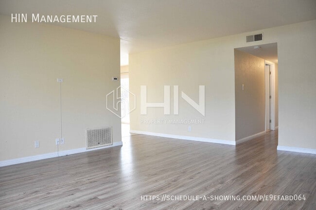 Building Photo - 2198 Goldcrest Cir