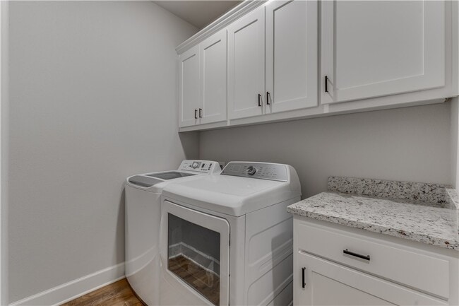 Building Photo - 13 Hinckley Cir