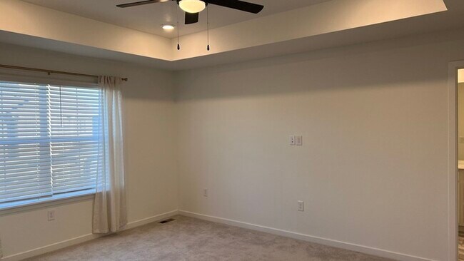 Building Photo - Charming 3 beds 2 baths in Commerce City!