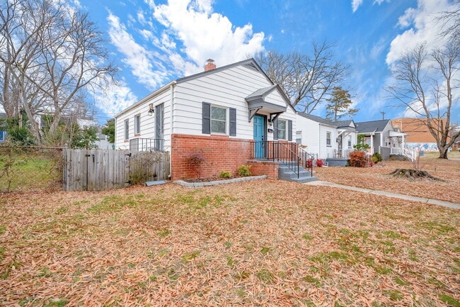 Building Photo - 908 N 38th St