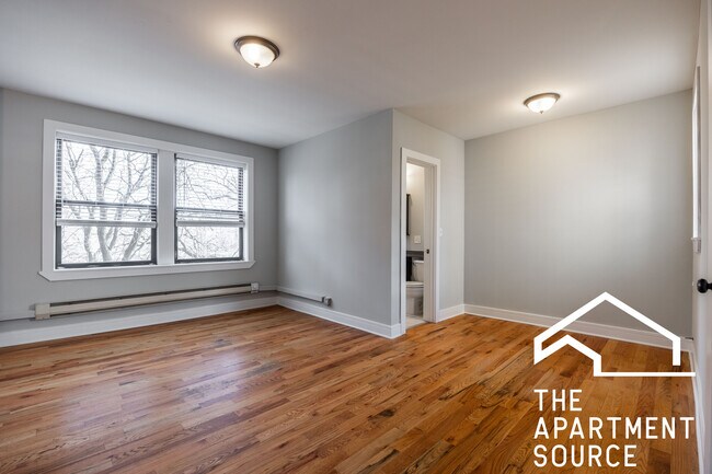 Building Photo - 4546 N Damen Ave