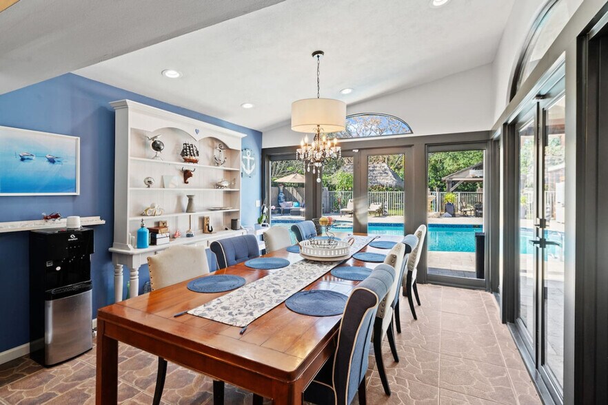 Building Photo - 4501 Briarcliff Ln