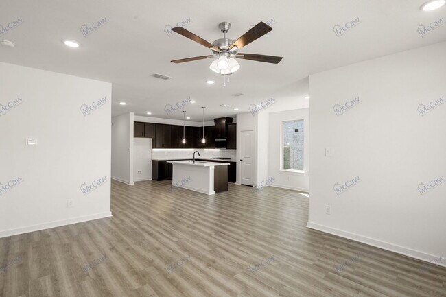 Building Photo - 225 Whitetail Dr