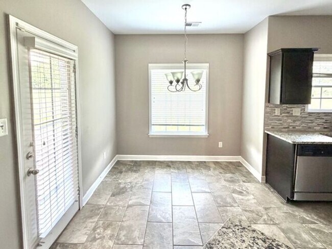 Building Photo - Now Leasing a 4-Bedroom 3 Bath Home In Olive Branch