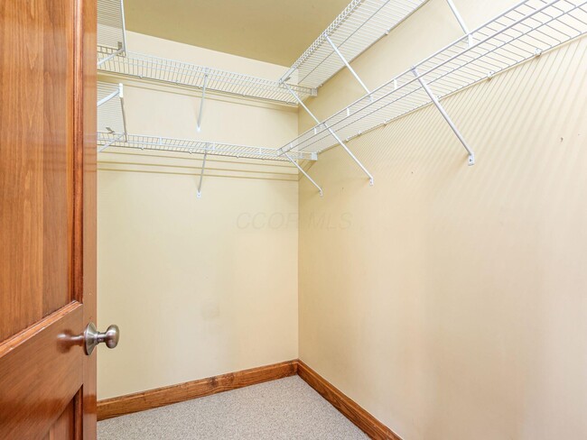 Building Photo - 781 Bruck St